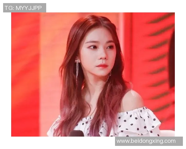 足球明星发型潮流女生图片分享时尚搭配灵感让你成为校园女神的秘诀